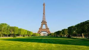 Caniculă în Europa! Au fost 42 de grade în Paris!