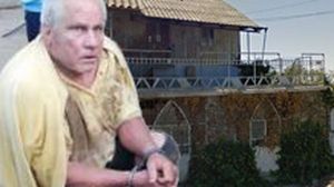 Cum arăta în 2012 casa criminalului din Caracal! În fața imobilului în care Gheorghe Dincă a ucis două fete se afla mai mereu câte un morman de gunoi FOTO