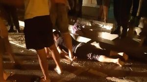 Un nou caz șocant în Constanța. Un bărbat pe jumătate dezbrăcat a luat la pumni o femeie și a încercat să o violeze! E halucinant ce a spus Poliția atunci când a fost alertată! Bărbatul a fost imobilizat de cetățeni