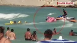Ignoranța ucide! Ce au putut să facă un tată și fiica lui la mare, la Eforie! Salvamarul i-a salvat în ultimul moment din ghearele morții