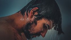 Un tânăr a fost abuzat de două femei, în fața iubitei sale! Ce au putut să îi facă, ore în șir: „L-a obligat să o sărute în...”