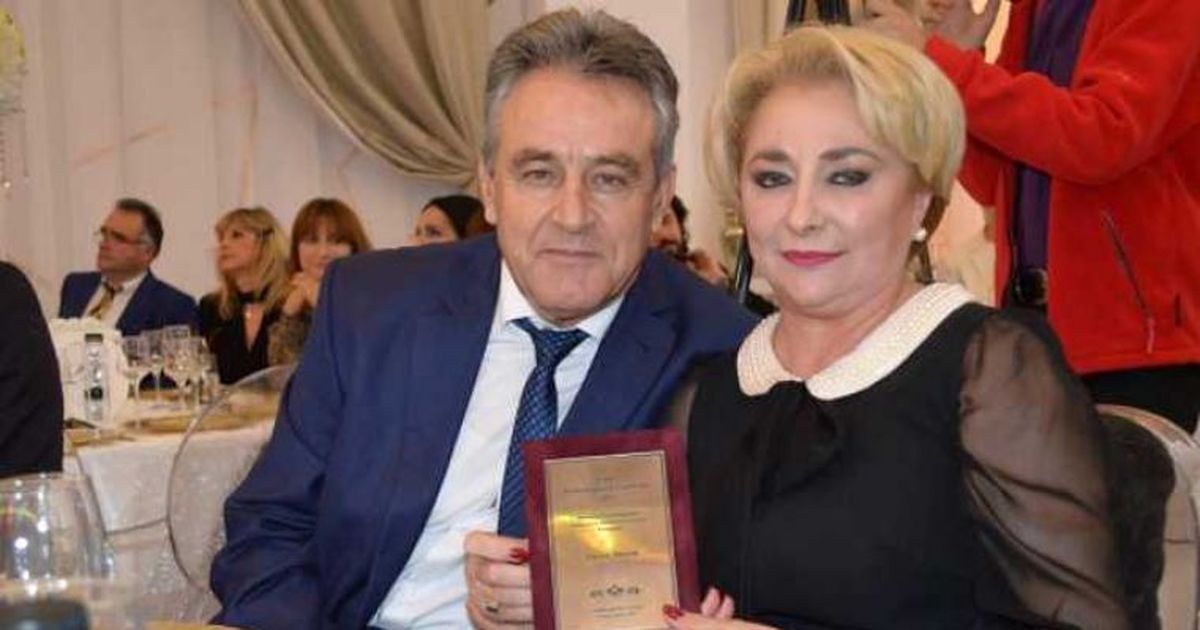 Imagini Cu Dragnea Si Dăncilă De La Nunta Olguţei Vasilescu Cu Manda B1 Ro
