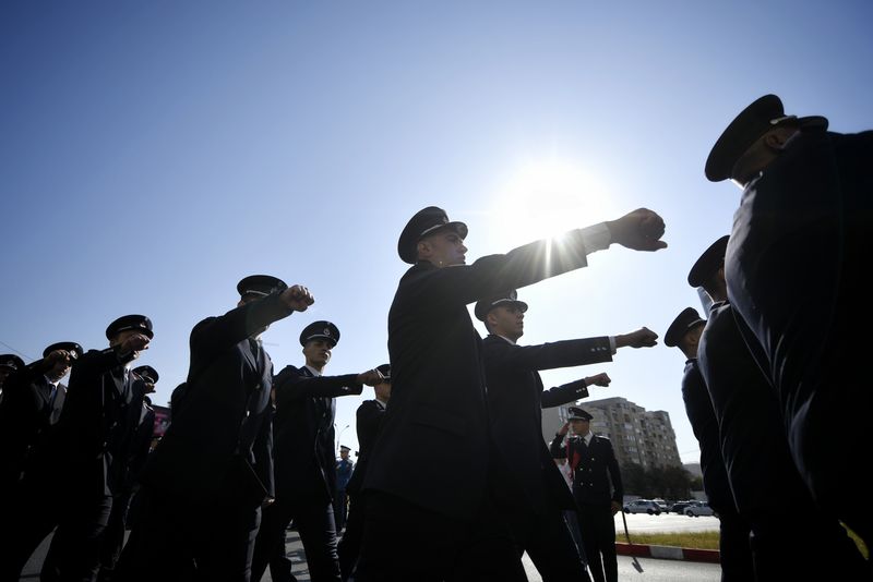 pompieri bucuresteni defilare de ziua lor