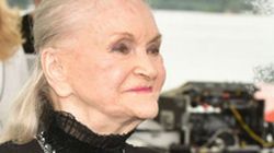 Ce monument are Zina Dumitrescu la azilul în care și-a dat ultima suflare! ”Ne mai amintește de ea și de cum era” EXCLUSIV