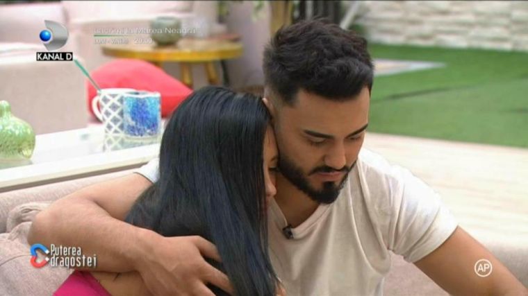 ella si jador puterea dragostei