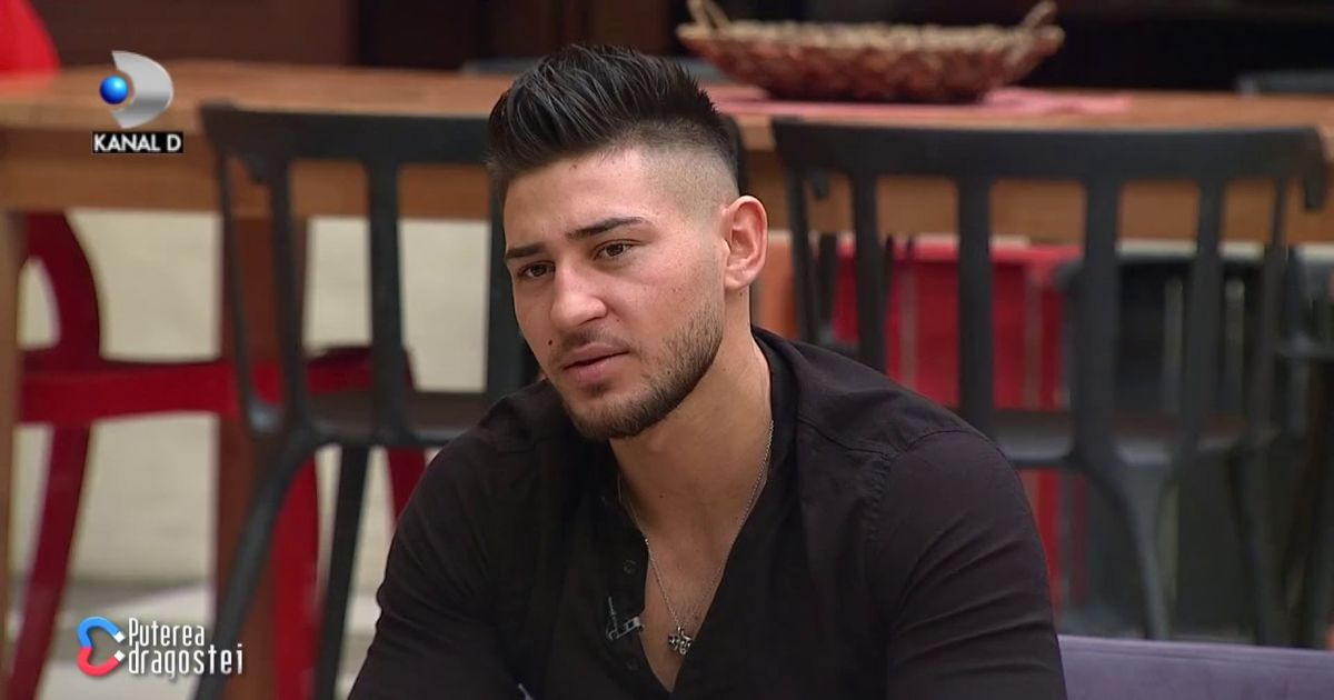 Deea Ardelean a intrat în baia băieților din casa Puterea dragostei