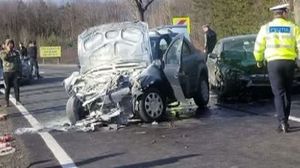 Lacrimi și durere la înmormântarea soților din Pitești care au murit în accidentul în care a fost implicat fostul ministru Daniel Chițoiu | VIDEO