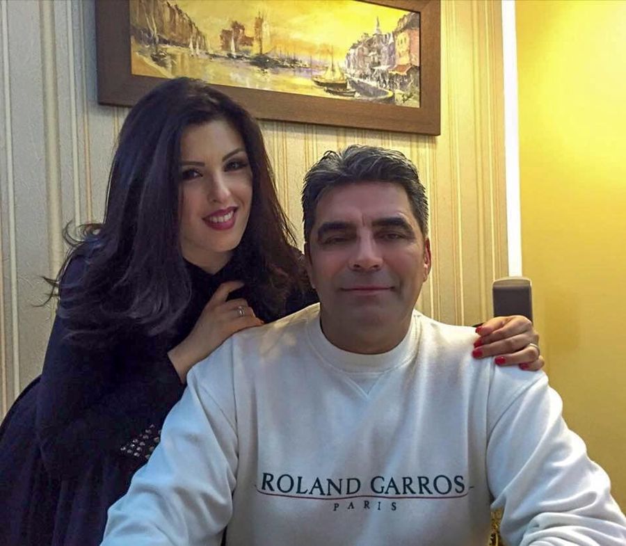 Cum arată mormântul lui Marcel Toader, fina sa la vizitat la cimitir