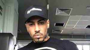 Alex Velea a publicat imagini compromițătoare cu Abi Talent în compania unui bărbat! Tatăl adolescentului l-a sunat din pușcărie