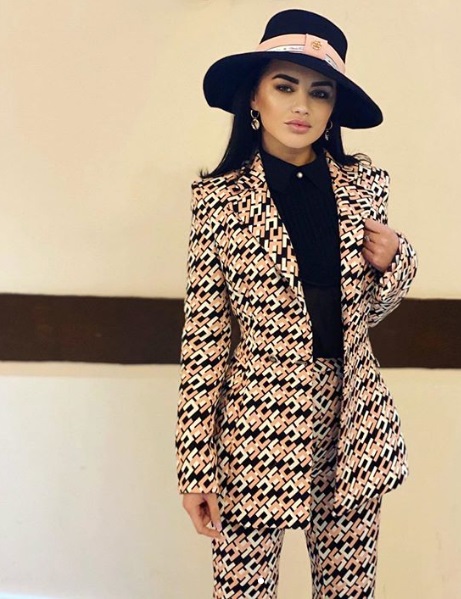 Carmen de la Sălciua