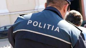 Incredibil ce a făcut un polițist, chiar în cancelaria unei școli din Maramureș: "A spus şi ce n-a făcut, de frică"