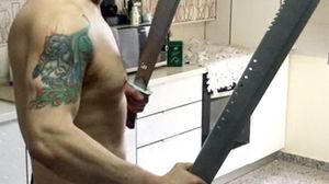 Care e adevărata meserie a ”Bodyguardului lui Dumnezeu”? Mircea Ursu, spaima interlopilor, e acreditat ca învățător la clasele primare