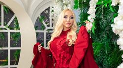 Diana Bianca – femeia cameleon cu 100 de rochii în garderobă!