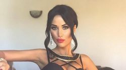 Iubitul bătăuș al Danielei Crudu, escortat de polițiști. Imagini de la fața locului