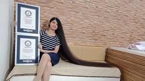 O traumă de la o tunsoare a bagat-o în Cartea Recordurilor