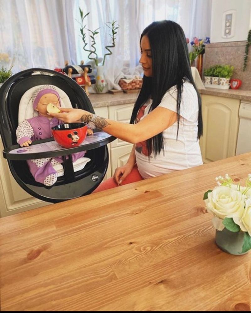 Simina de la Puterea dragostei, imagini emoționante &icirc;n postura de mamă! Fanii au crezut că nu văd bine