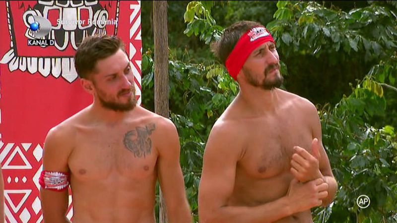 Răsturnare de situație la Survivor România! Războinicii au pierdut pentru prima dată competiția, însă tensiunile din tabăra adversă continuă. Elena Ionescu dă cărțile pe față