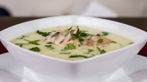 Ciorbă de pui a la grec