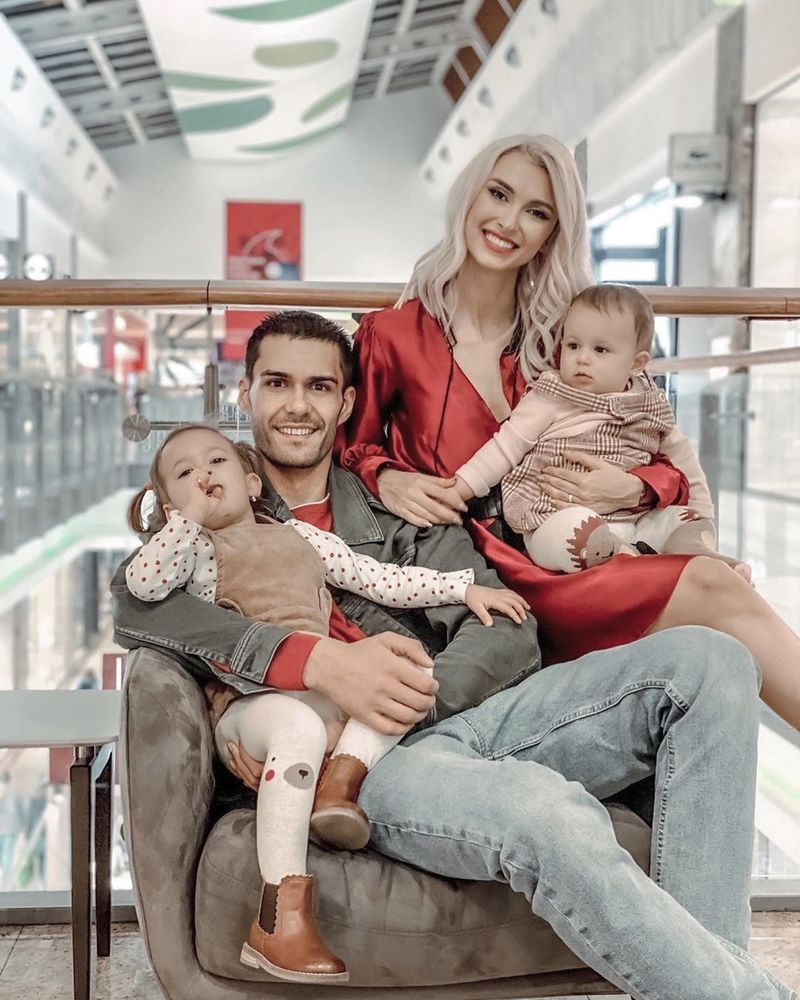  Andreea Bălan și George Burcea