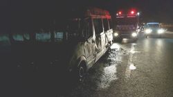 Video șocant! Un microbuz din Botoșani a luat foc