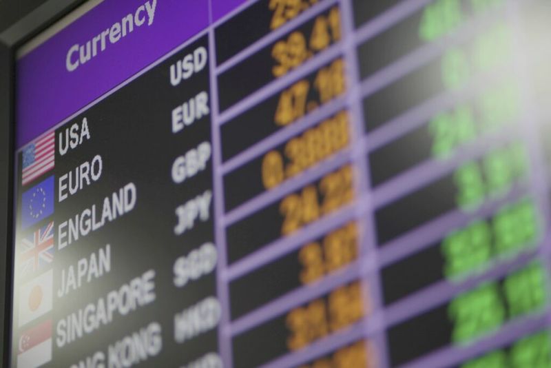 Curs valutar 9 martie. Euro a atins un prag istoric. 