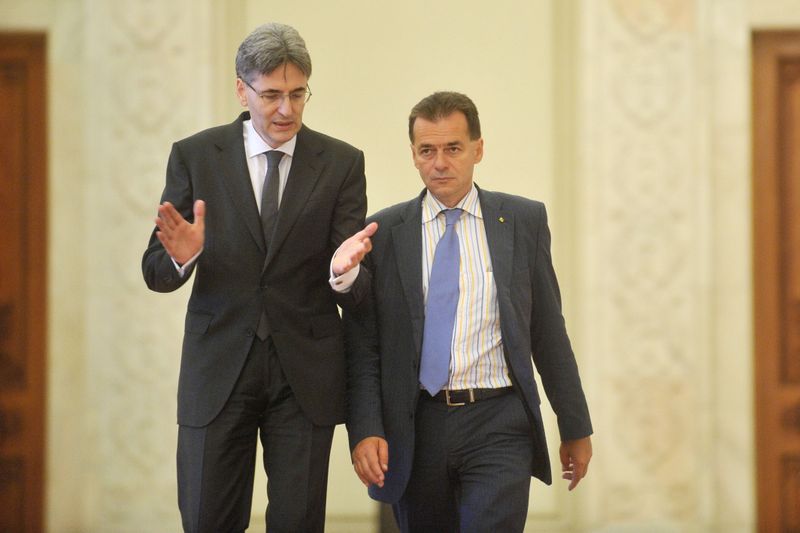 leonard-orban-frate-premier-ludovic-orban-paparazzi
