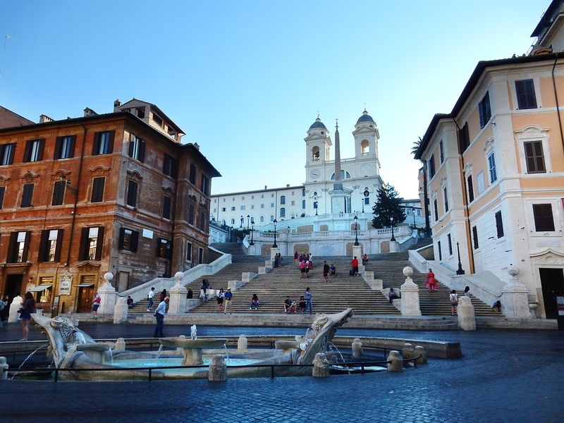 Vrei să călătorești la Roma? Ghid turistic. De ce să nu eziți