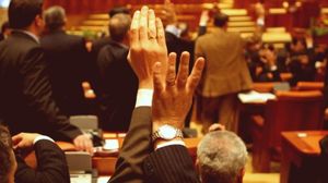 Coronavirusul a produs noi efecte la nivel național. Ce s-a decis