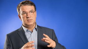  Un senator PNL și soția lui, testați pozitiv cu coronavirus 