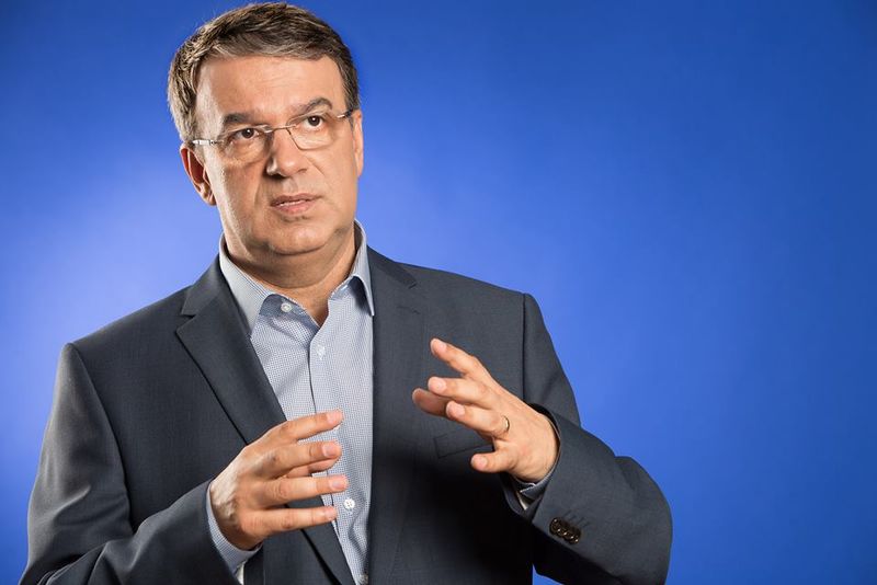  Un senator PNL și soția lui, testați pozitiv cu coronavirus 