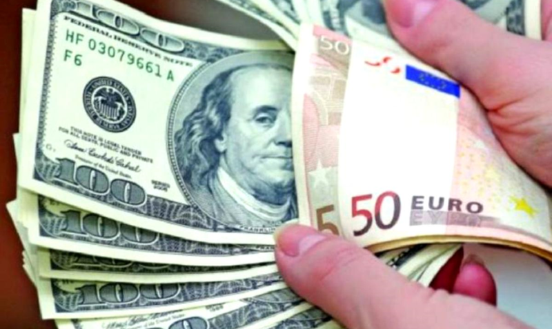 Cursul valutar pe 18 martie. Surpriza creată de dolarul american
