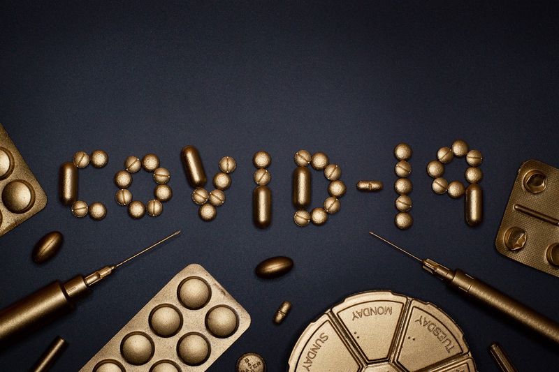 5 mituri despre coronavirus. Adevărat sau fals?
