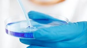 Un medic a încercat să vândă un medicament împotriva coronavirusului Un medic a încercat să vândă un medicament împotriva coronavirusului