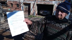 Ion Cârstoiu, pensionarul-exemplu pentru România.Și-a donat economiile Ion Cârstoiu, pensionarul-exemplu pentru România.Și-a donat economiile