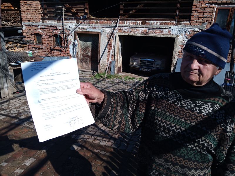 Ion Cârstoiu, pensionarul-exemplu pentru România.Și-a donat economiile Ion Cârstoiu, pensionarul-exemplu pentru România.Și-a donat economiile