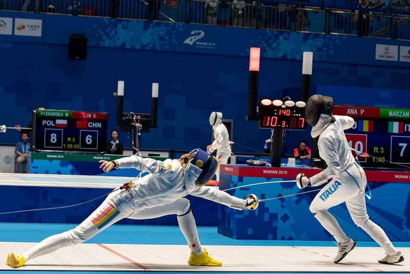 Lotul național de scrimă a intrat &icirc;n contact cu sportivi infectați