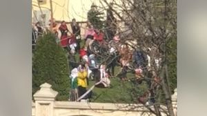 Slujbă cu peste 200 de oameni la Catedrala Mântuirii Neamului