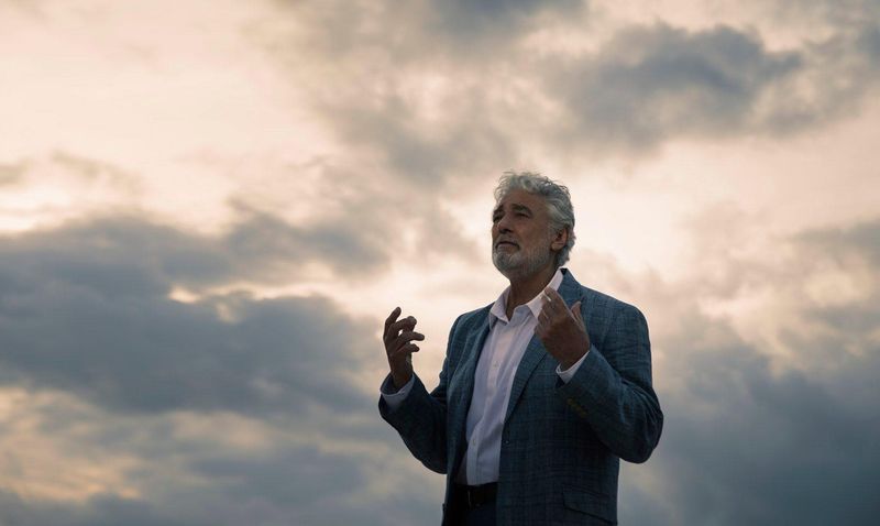 Tenorul Placido Domingo, testat pozitiv cu COVID-19! Primele declaratii despre starea artistului spaniol
