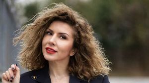 Carmen Brumă, imagini picante de la piscină. Cum s-a fotografiat vedeta