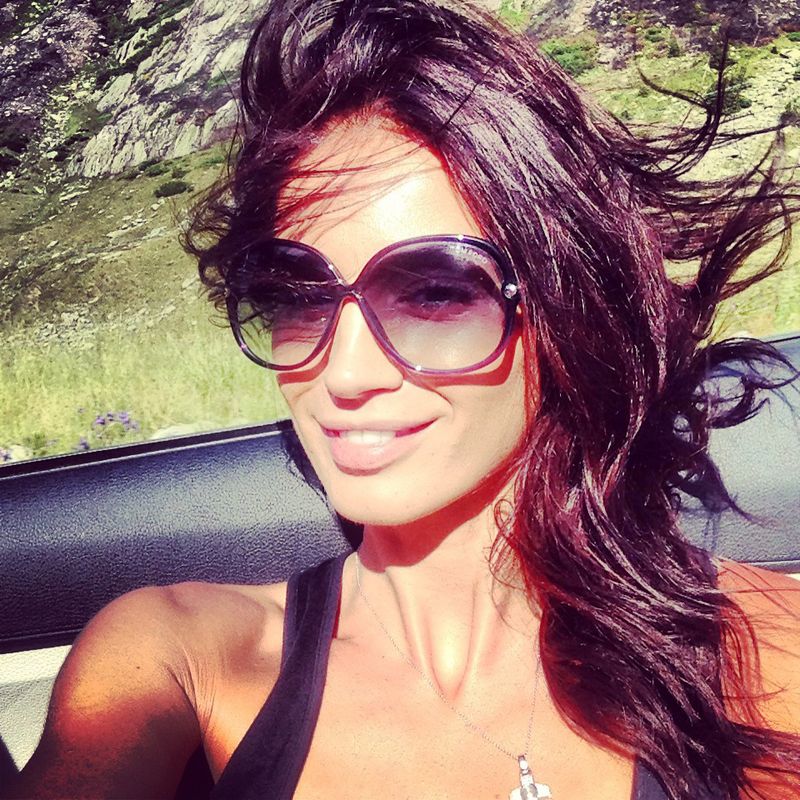 Cum te poți distra &icirc;n carantină? Geanina Ilieș are răspunsul: &bdquo;Vă las aici o secvență...&rdquo;