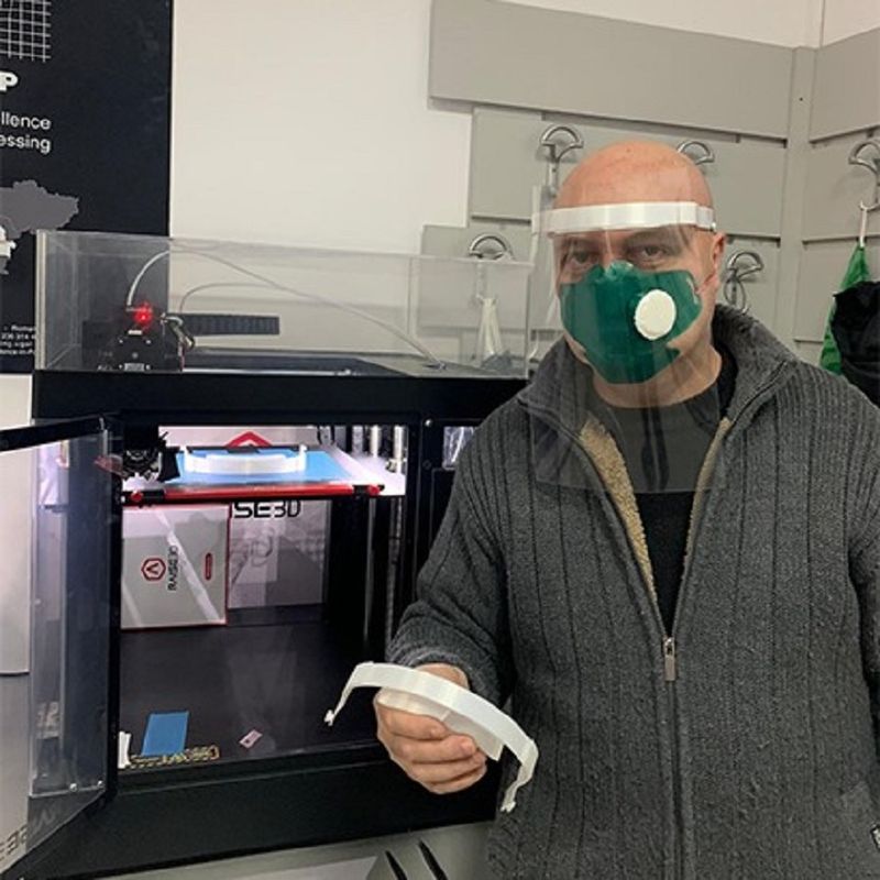 Universitatea din România care vrea să realizeze echipamente de protecţie cu ajutorul imprimantelor 3D