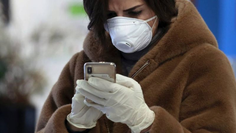 Uită tot ce știai până acum. Cât rezistă, de fapt, coronavirusul pe telefon? Anunțul care răstoarnă tot