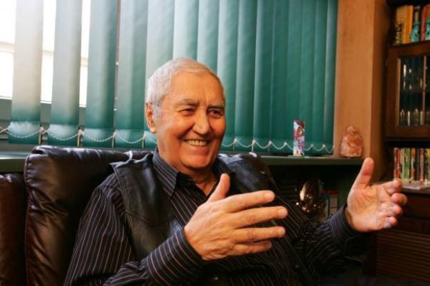 Drama care l-a marcat pe viață pe Mihai Bendeac. Actorul a făcut mărturii cutremurătoare: „M-a rugat să îl eutanasiez. Cel mai mare regret al meu e că nu am facut-o”