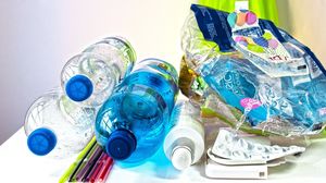 Cat rezista COVID-19 pe plastic si inox, carton sau cupru