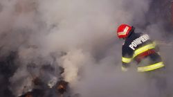 Imaginea care i-a făcut pe pompieri să plângă! Minunea din Postul Paștelui dintr-o biserică în flăcări