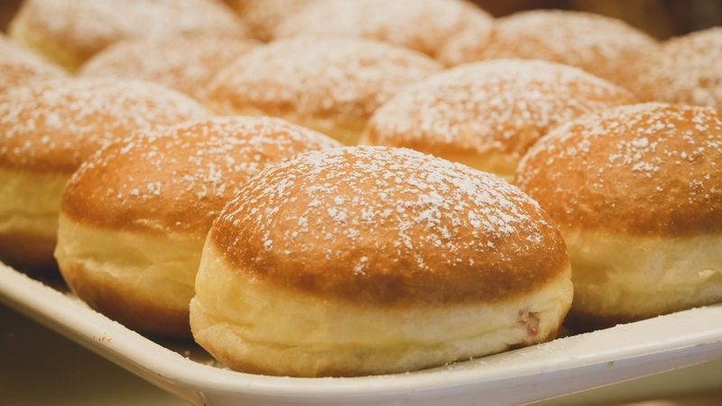 Gogosi la cuptor. Cum se pregatesc gogosile pufoase