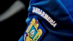 Un jandarm care păzea un centru de carantină din Alexandria s-a împuşcat în cap