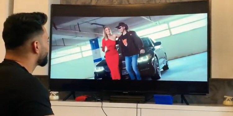 Prima reacție a lui Prima reacție a lui Jador după ce melodia lui Viorel de la Blăgești a ajuns pe locul 1 &icirc;n trending: după ce melodia lui Viorel de la Blăgești a ajuns pe locul 1 &icirc;n trending