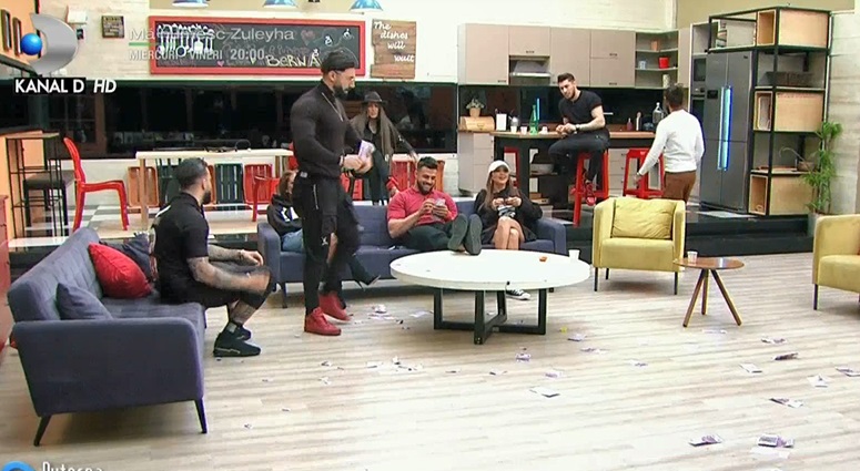 Jador se &icirc;ntoarce la Puterea Dragostei? Ella a mărturisit tot