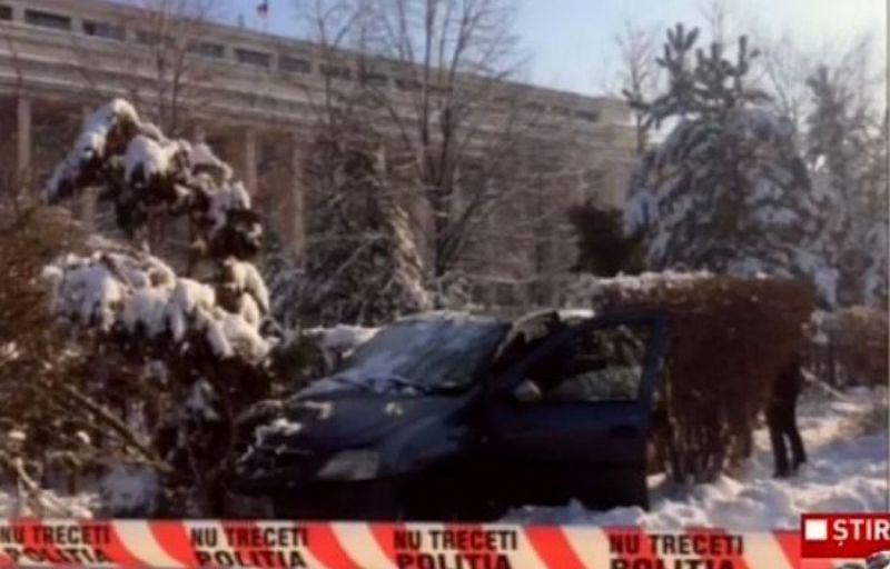 S-a aflat cine este bărbatul care a murit după ce a fost împuşcat de către un polițist, în sectorul 1 al Capitalei! În 2016 a intrat cu maşina în gardul Guvernului S-a aflat cine este bărbatul care a murit după ce a fost împuşcat de către un polițist, în sectorul 1 al Capitalei! În 2016 a intrat cu maşina în gardul Guvernului